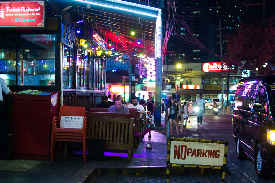 PICTURES: P. Burgos, Early Hours of a Red-Light District in Makati City