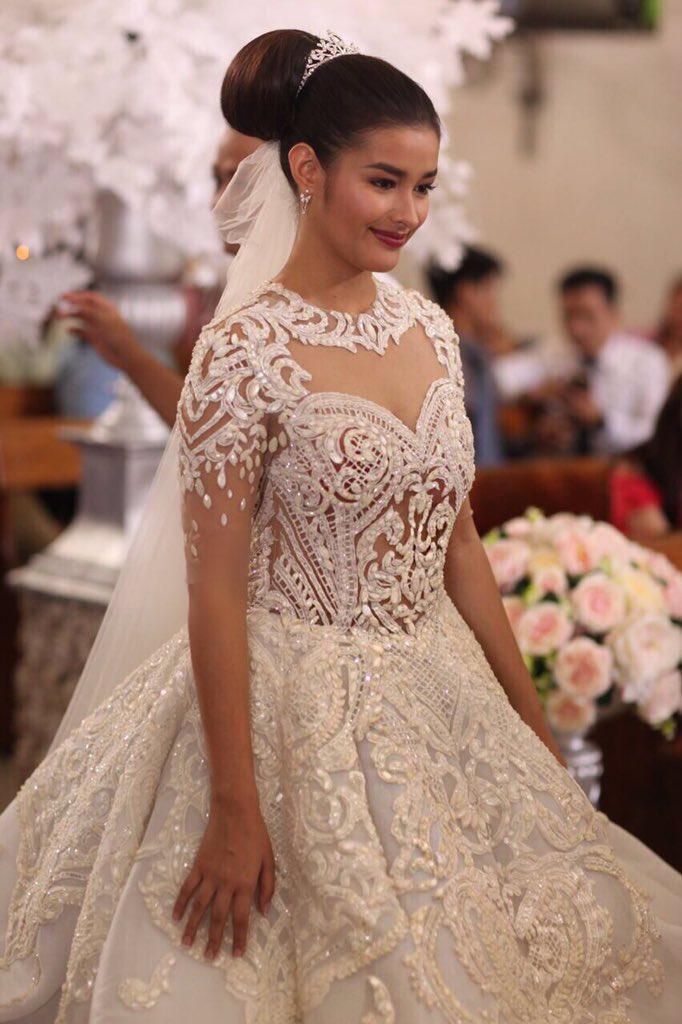 Liza Soberano in wedding gown