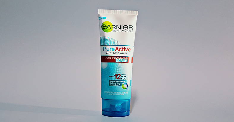 Removing My Pimples Caused By Stress - Garnier 'Pure Active' Anti Acne and Oil Clearing Facial Scrub